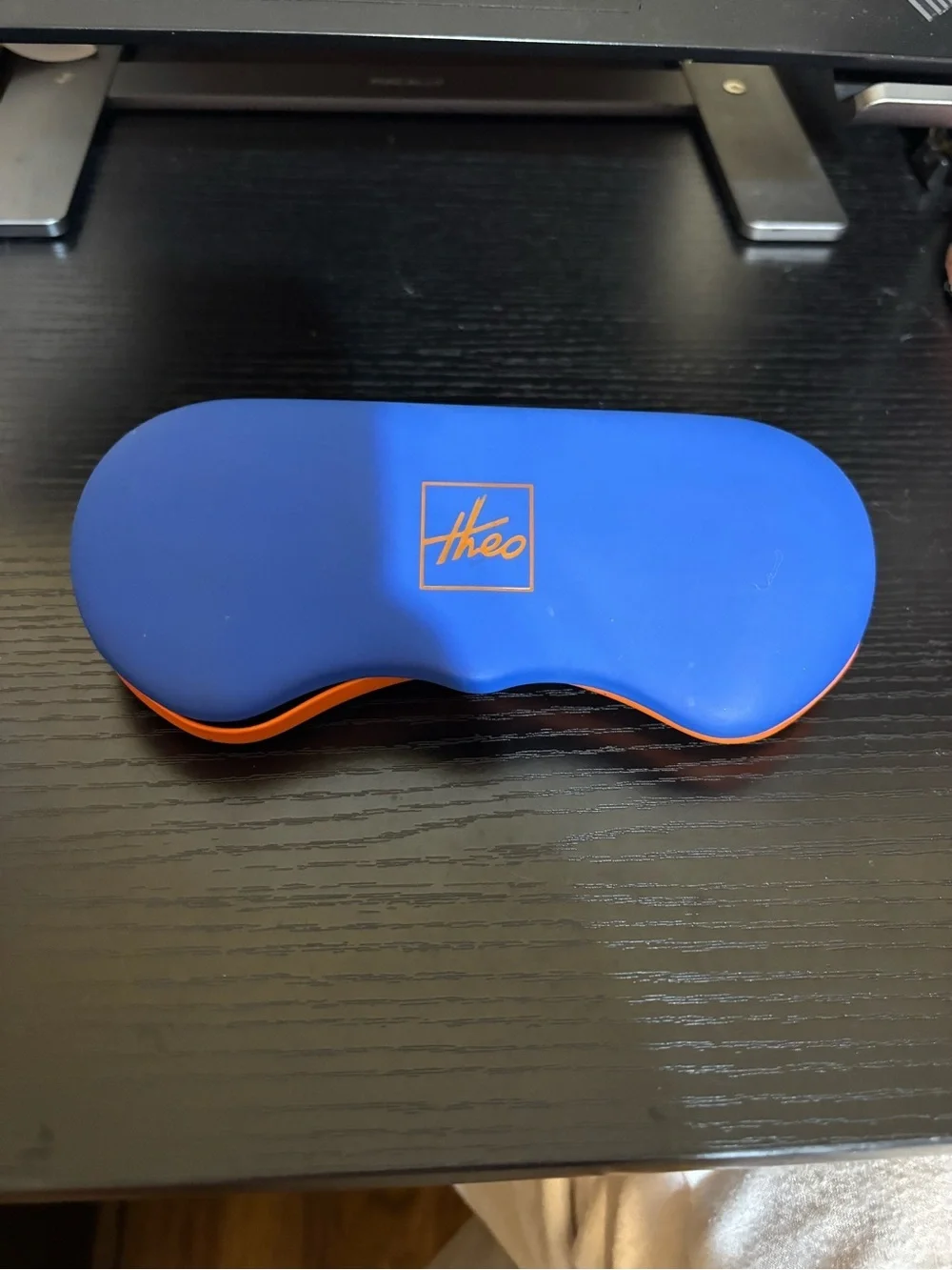 Theo 'Theo Loves You' Belgium design   - Black with Blue & Orange Trim Case